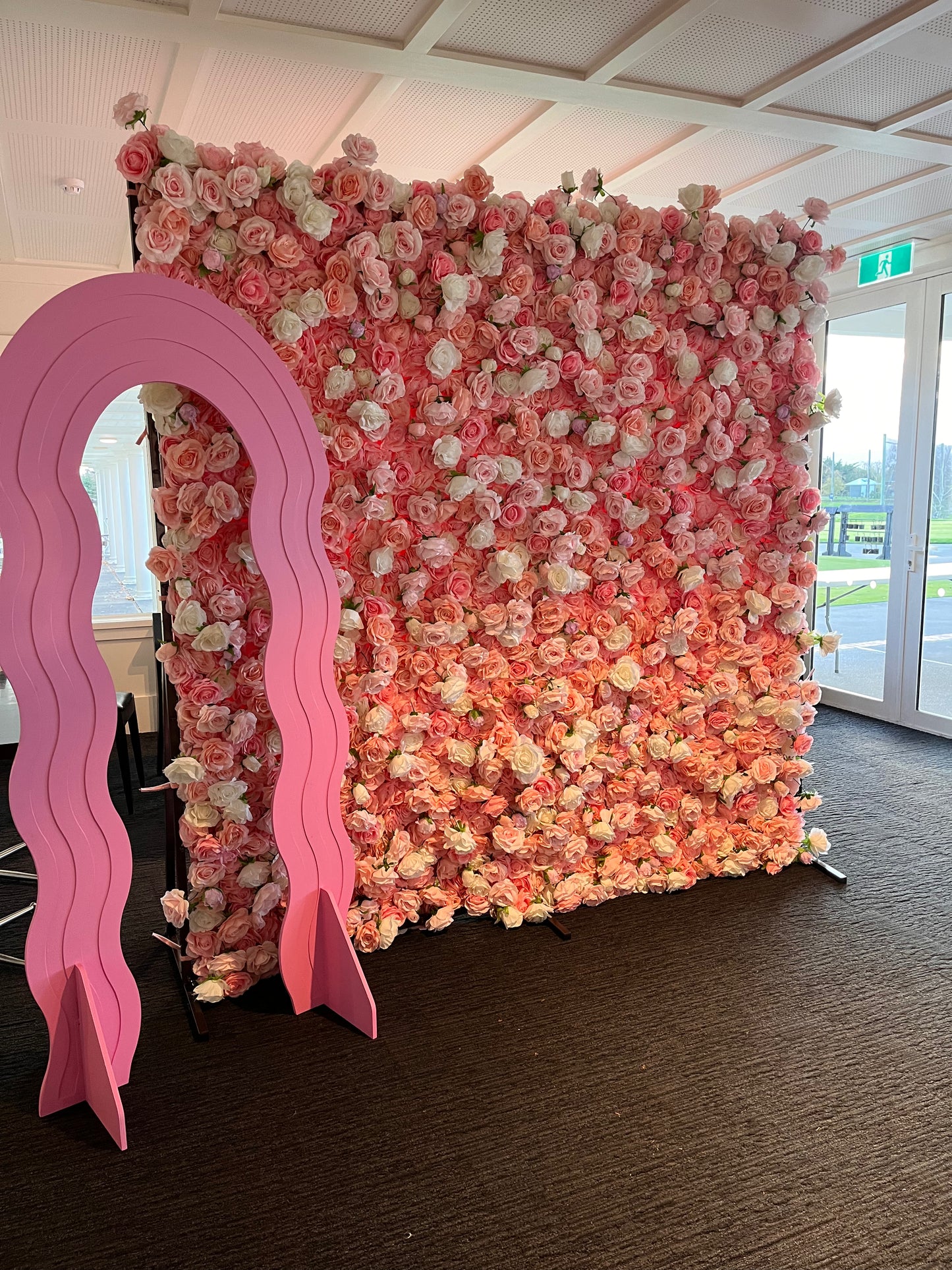 The Sophia - Flowerwall