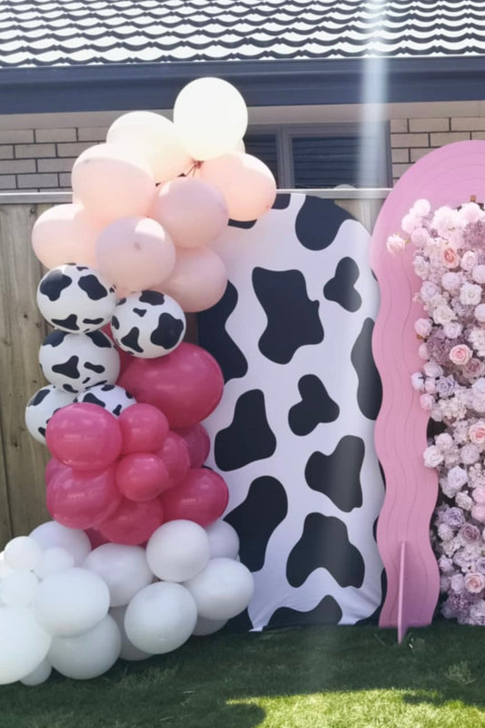 The Moo - Backdrop