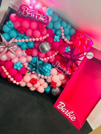 Mega Balloon Wall